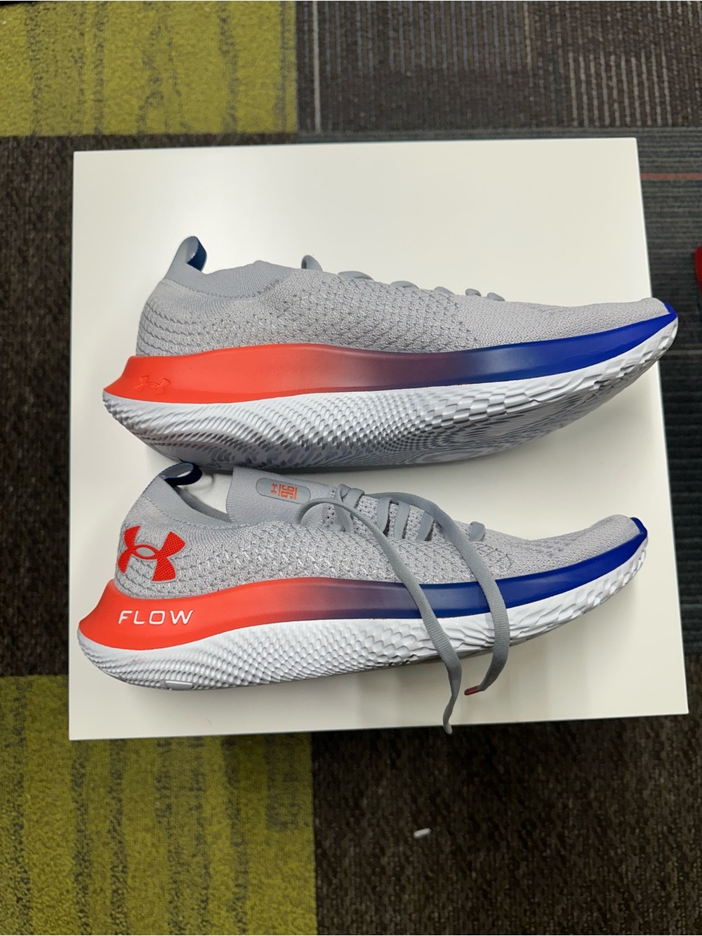 Under Armour UA Flow Velociti SE Womens 10 Brand New Running Shoes Grey